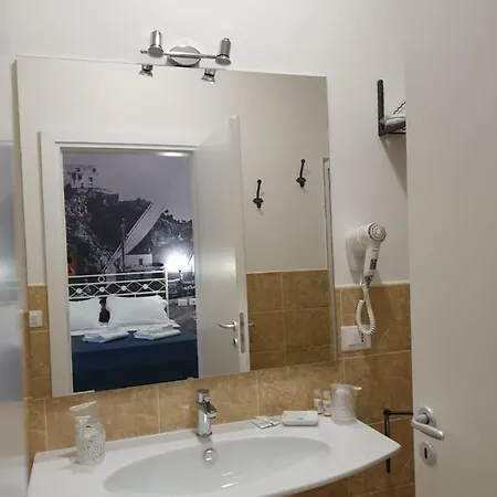 Porta Marina Guest *