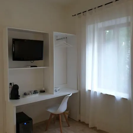 Porta Marina Guest *